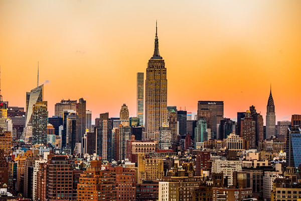 能耗监测系统:建筑能源精细化管理的数据底座(图1) landscape photo of New York Empire State Building.jpg